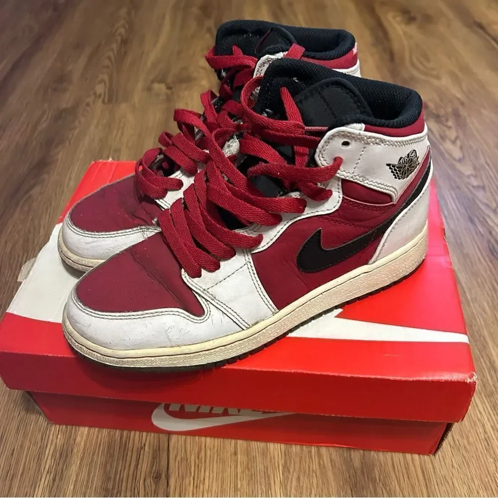 NIKE air Jordan 1 retro carmine